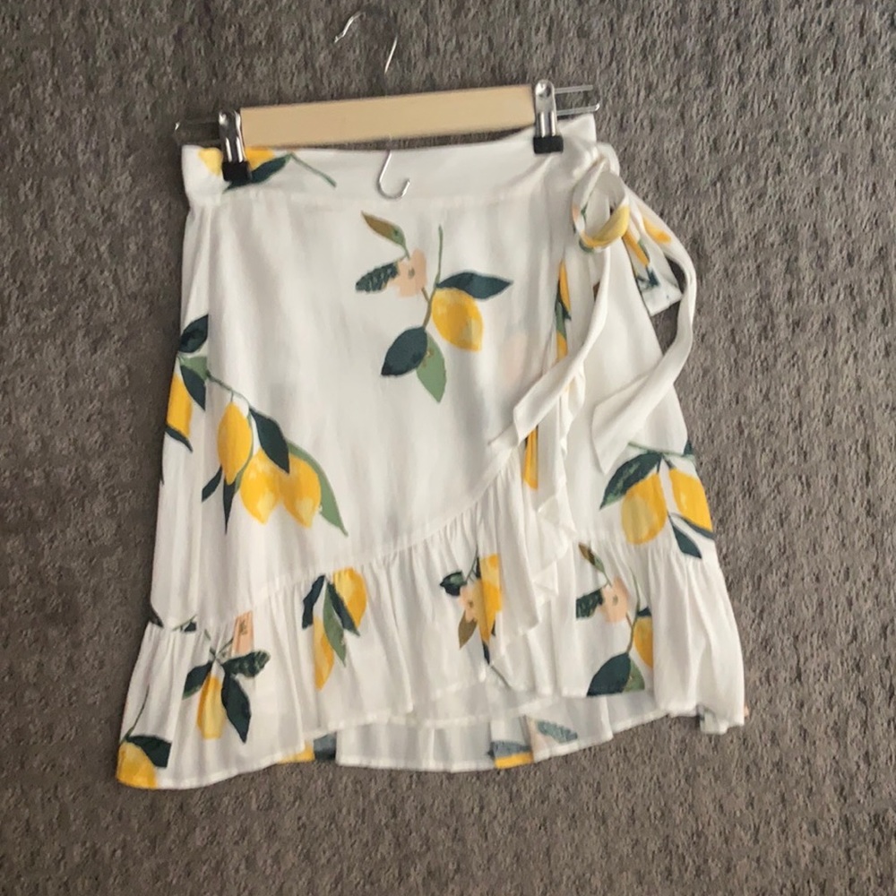 Rails Etienne printed ruffle wrap skirt